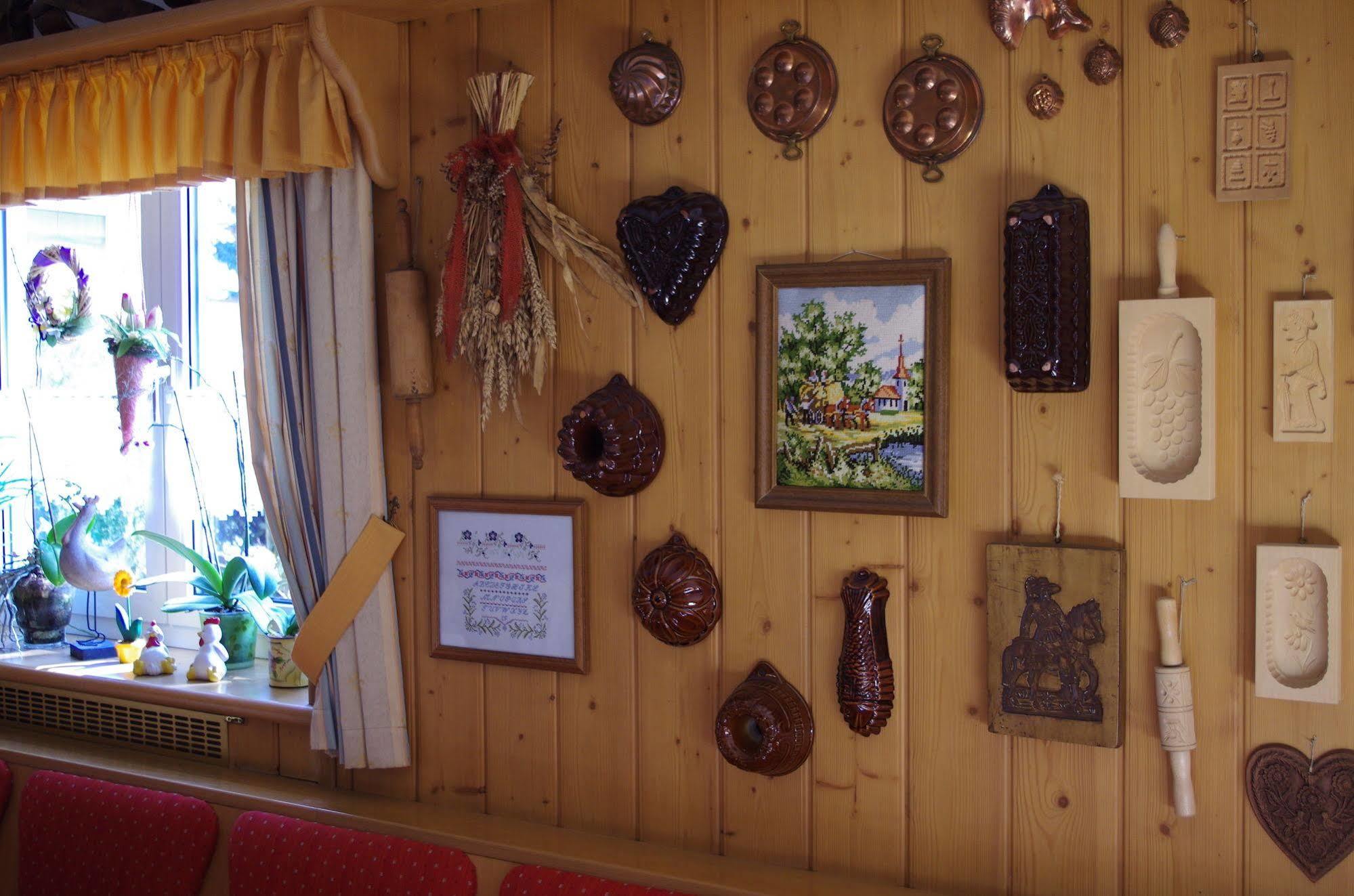 Gasthof Roseneck Wallenfels Bagian luar foto